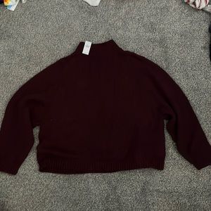 Maroon turtle neck sweater